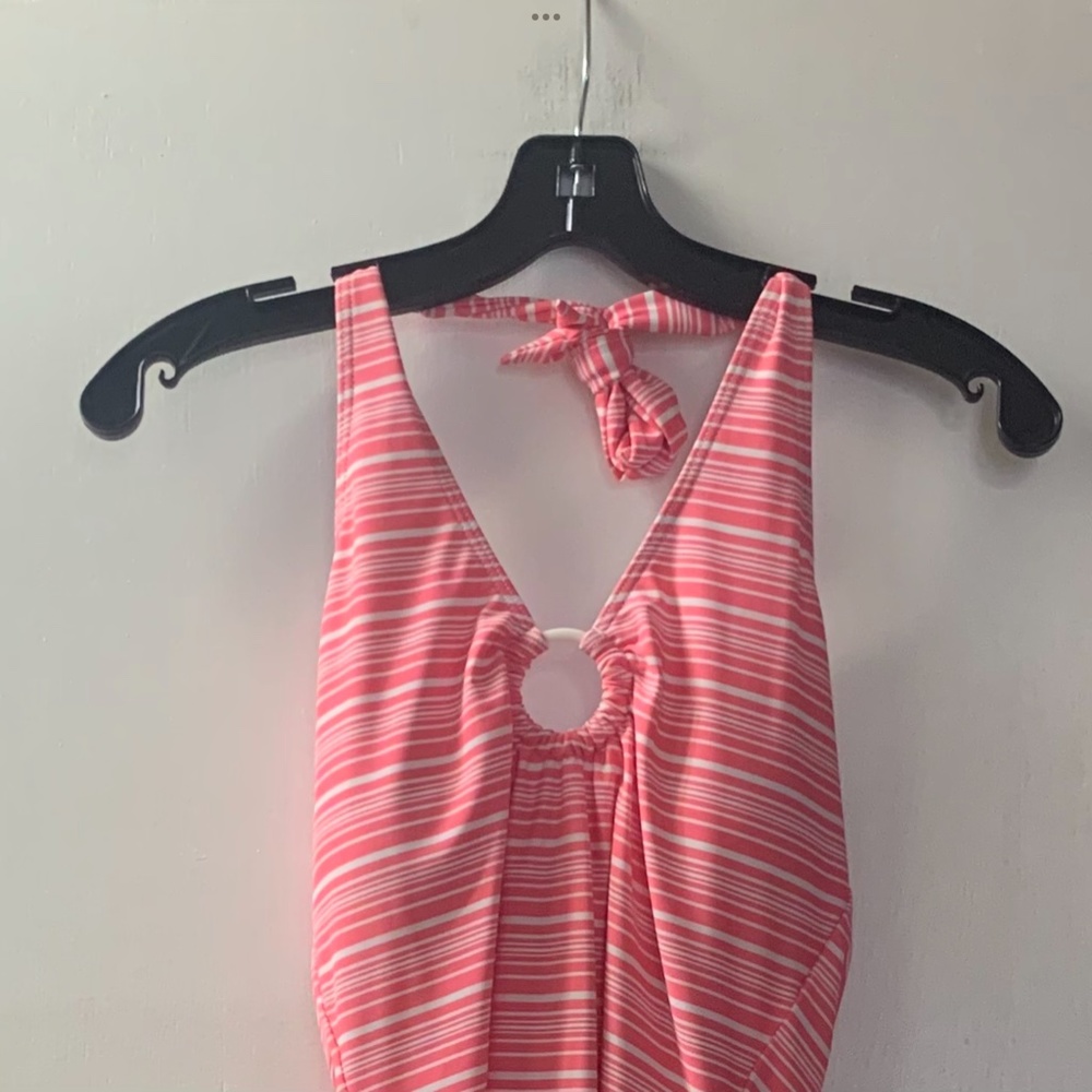 🌟Halter Swimsuit - Picture 2 of 3